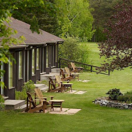 Pinestone Resort, Conference Centre, Spa & Golf Course ฮาลีเบอร์ตัน ภายนอก รูปภาพ