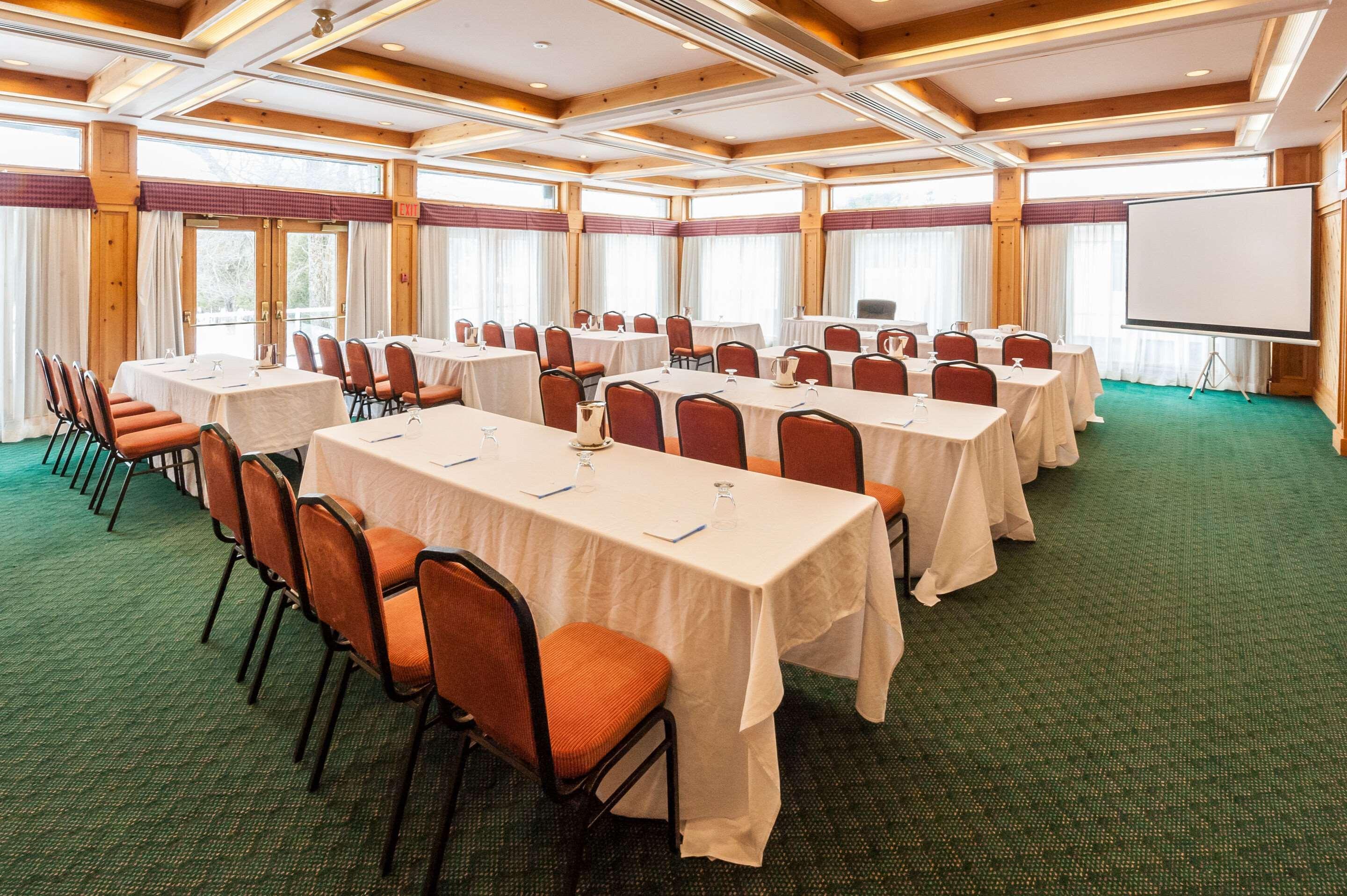 Pinestone Resort, Conference Centre, Spa & Golf Course ฮาลีเบอร์ตัน ภายนอก รูปภาพ