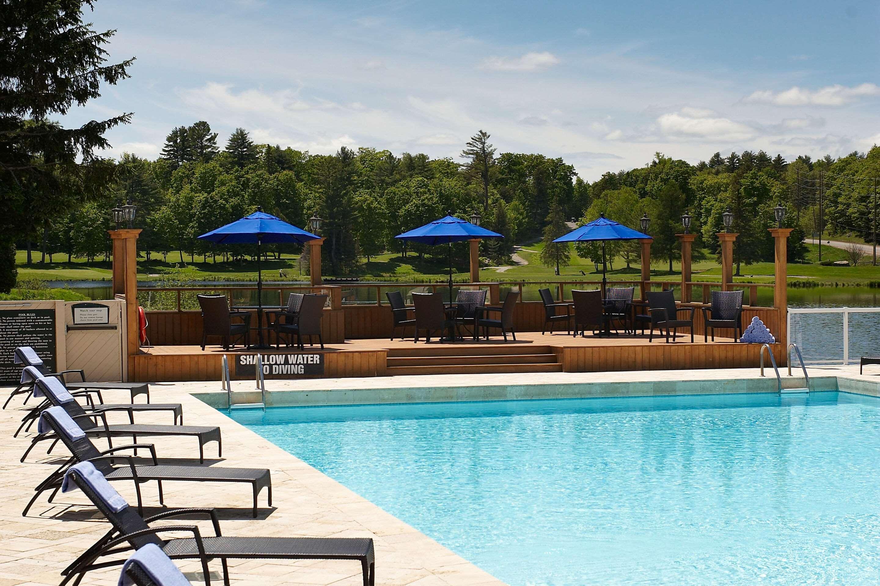 Pinestone Resort, Conference Centre, Spa & Golf Course ฮาลีเบอร์ตัน ภายนอก รูปภาพ